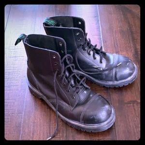 Getta Grip Boots, by doc marten